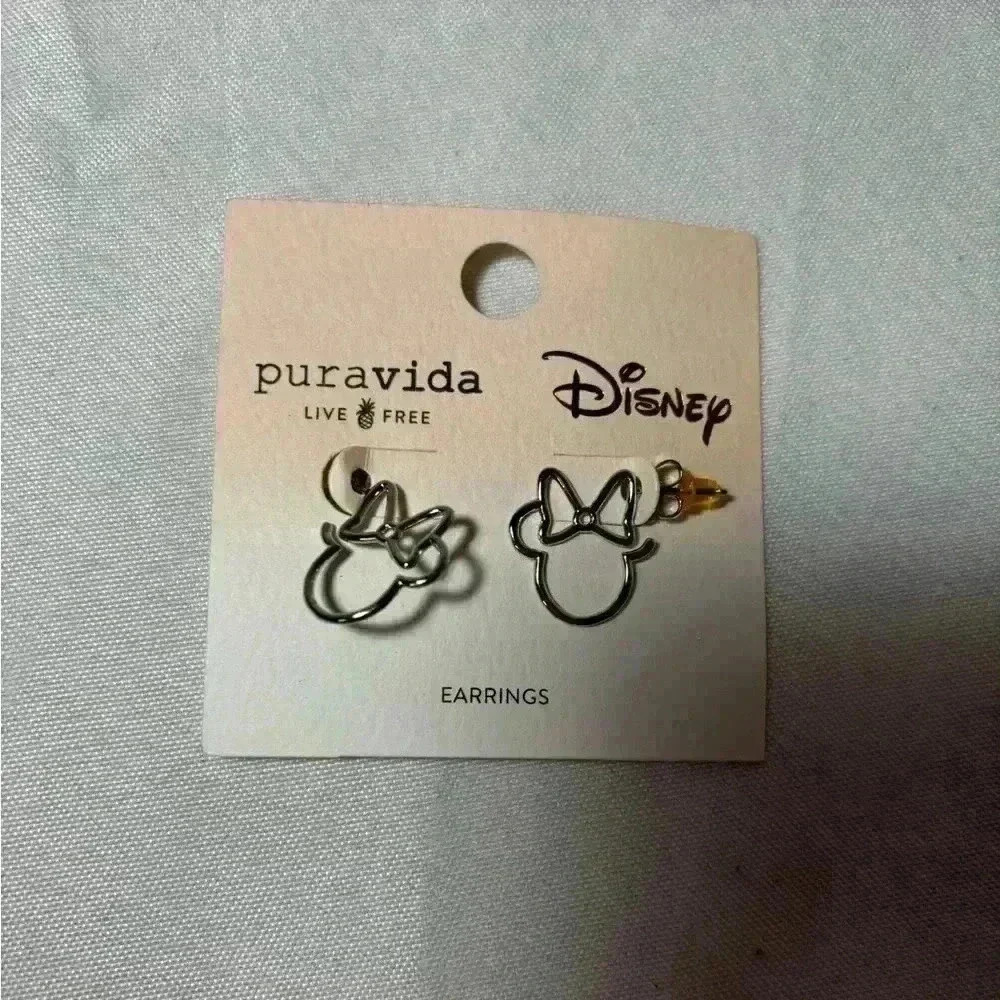 New with tags, Disney pure Vida Earrings, #A027, #A028